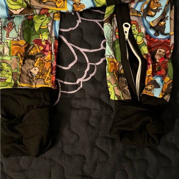 Shrek Patterned Pajama Set - Multi Color - Picture 5 of 5